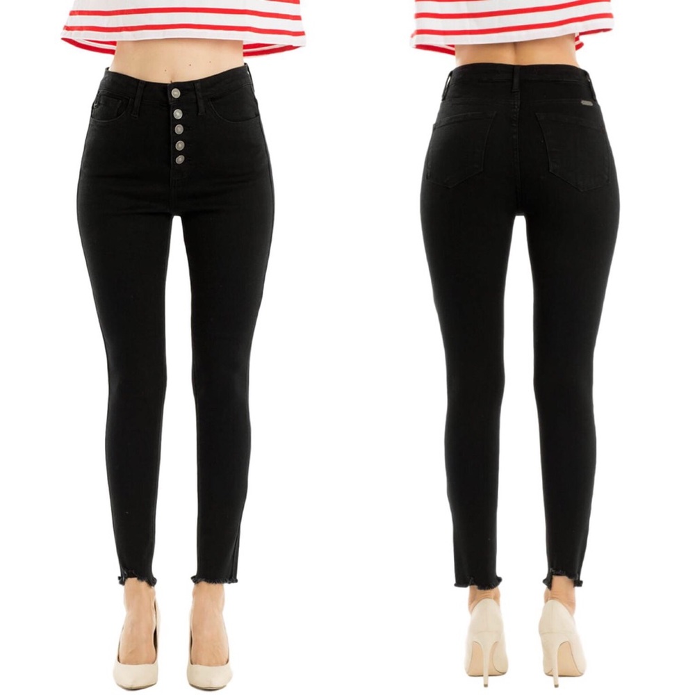 NWT Kan Can High Rise Button Fly Black Fray Skinny